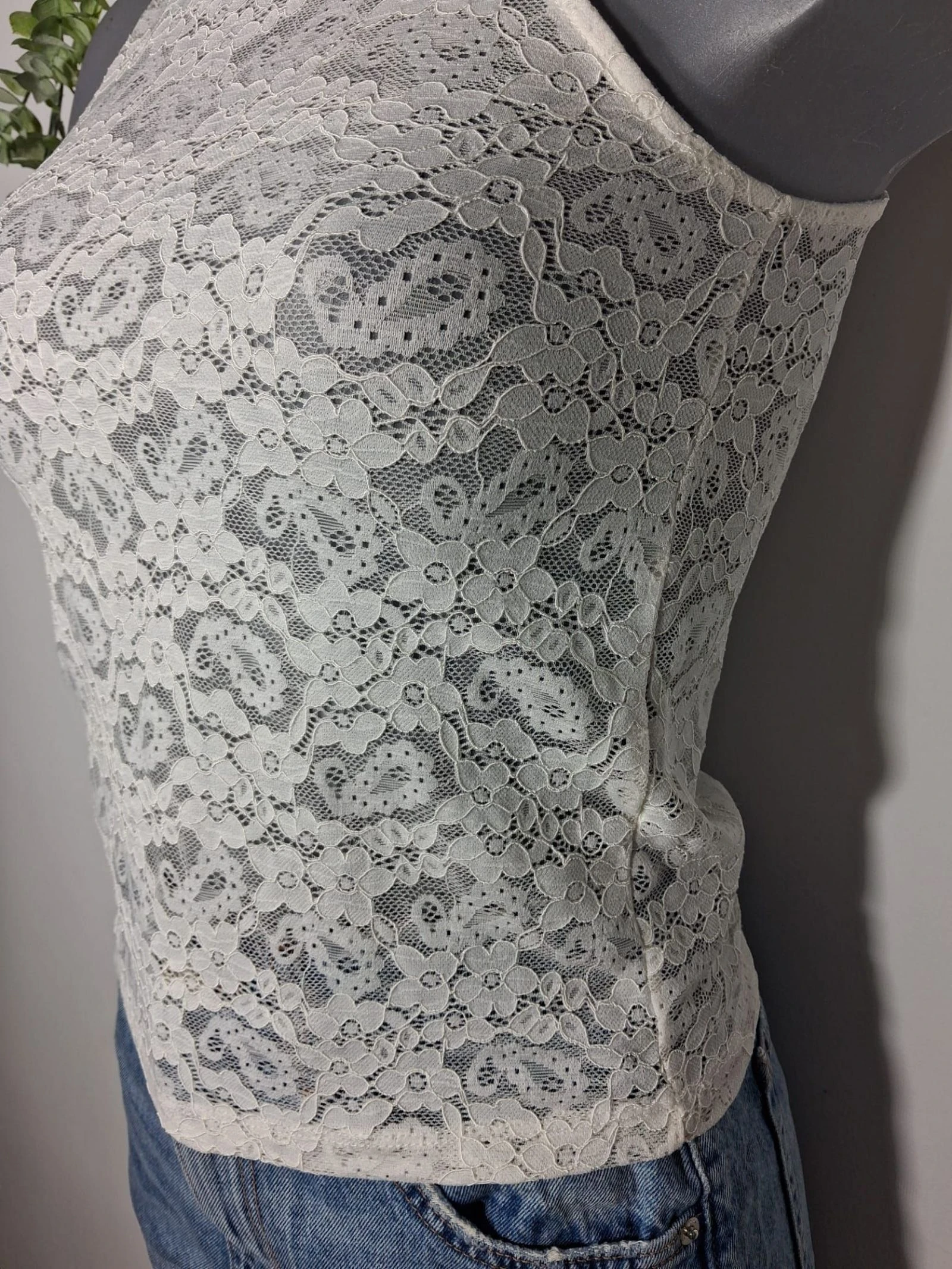 Top Stradivarius dentelle florale blanche col roulé taille S – photo 4